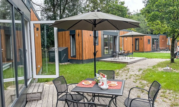 Riedenburg House | Tiny Haus Zaunkönig by Interhome