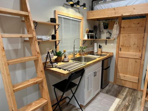 St. Petersburg Apartment | Tiny Home in Downtown St Pete