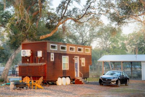 Fort Walton Beach - Destin Apartment | Tiny Home w Great Bay Views Pets Near Eglin Beach