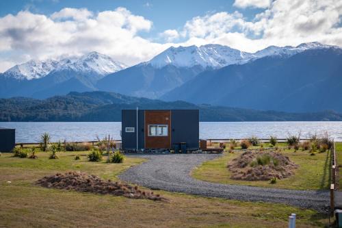 Te Anau House | Tiny Piece of Paradise - Te Anau Tiny House