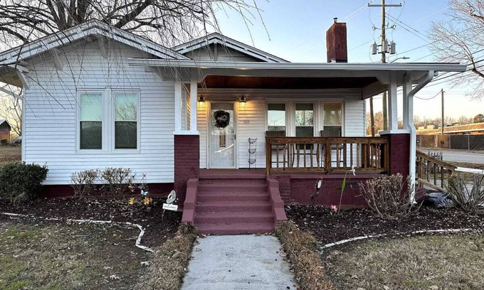 Etowah House | Tiny Town Oasis