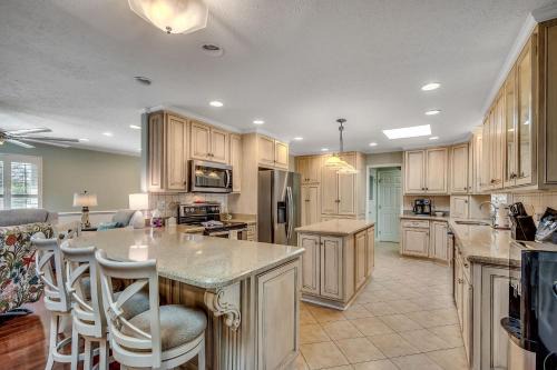 North Myrtle Beach House | Tipsy Turtle Pet Friendly Family House