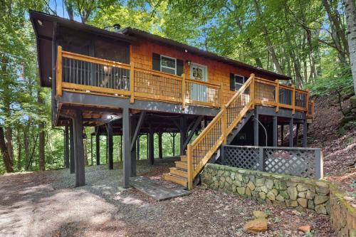 Walnut Mountain House | Tiptop Treehouse