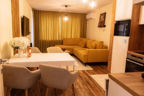 Veliko Tarnovo Apartment | Tirol Home - Apartment