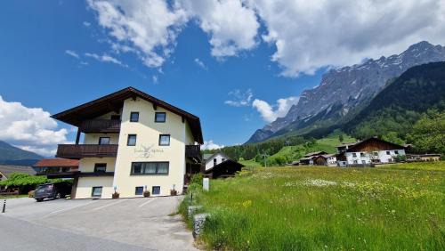 Ehrwald Apartment | Tiroler Alpblick Appartements