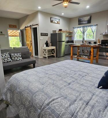 Spruce Pine House | Toe River Retreat
