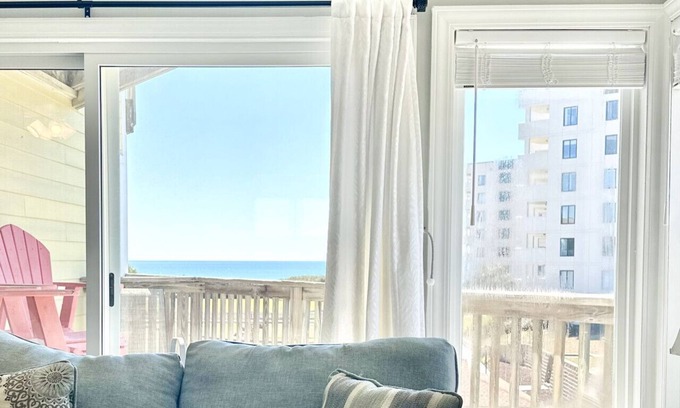 Emerald Isle Condo | Toes in the Sand - Oceanview Condo Emerald Isle