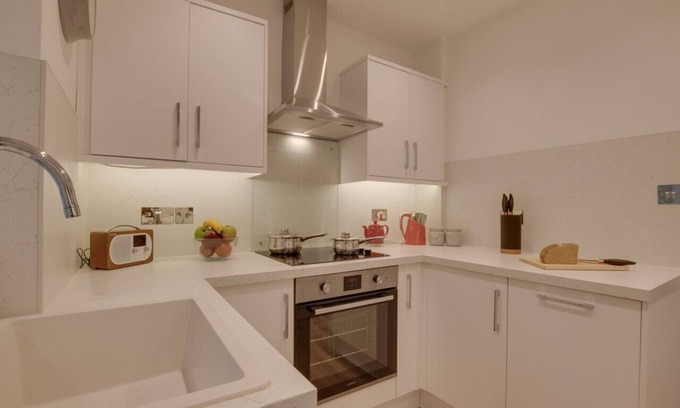 Chapel Stile House | Toffee Cottage - Two Bedroom House, Sleeps 4