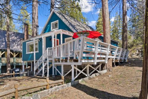 West Village House | Tollhouse Cottage Heart Of Shaver