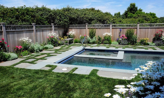 Tom Nevers House | Tom Nevers Bluff, Pool/Spa/AC, Views, 1/2 Block to Ocean, 2-MBRs, Jeep, No Pets