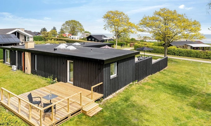Odde House | "Tonna" - from the sea by Interhome