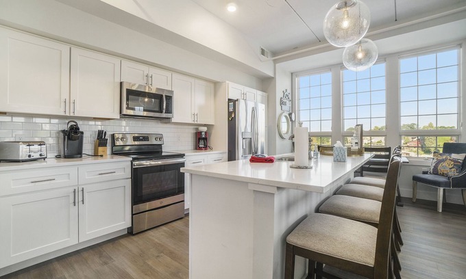 Manistee Condo | Top Floor Penthouse at Edgewater