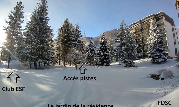 La Salle-les-Alpes Apartment | Top location, sleeps 140/190, wifi, direct access to slopes, club and ESF meetings