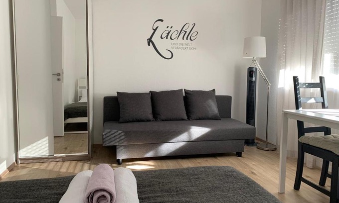 Bad Soden-Salmuenster Apartment | Top Modernes 1-Zimmer-Apartment mit Küche, Parkplatz, kostenfreiem WLAN und Netflix