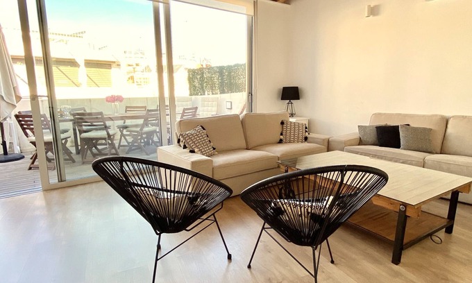 Santa Cruz House | Top-notch downtown house w/private rooftop, parking
