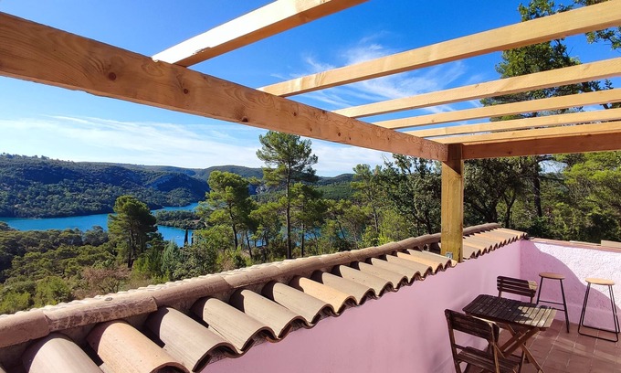 Esparron-de-Verdon House | Top of the range villa with magnificent lake view