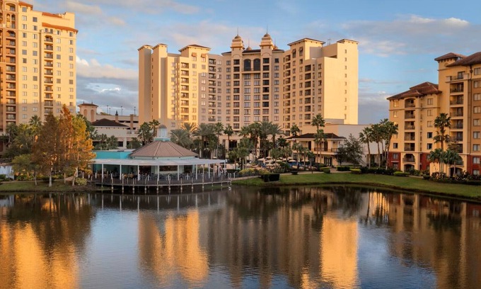 Lake Buena Vista Resort | Top Rated Resort in Beautiful Orlando! Club Wyndham at Bonnet Creek