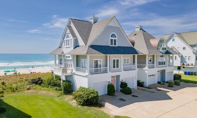 McCutcheon Field House | Topsails Treasure | Oceanfront Luxury | Spa + Pool