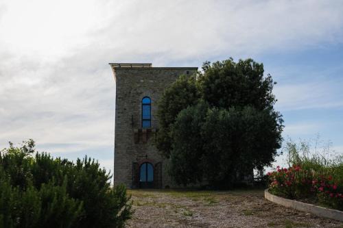 Loreto Villa | Torre Panoramica & Jacuzzi nel cuore del verde