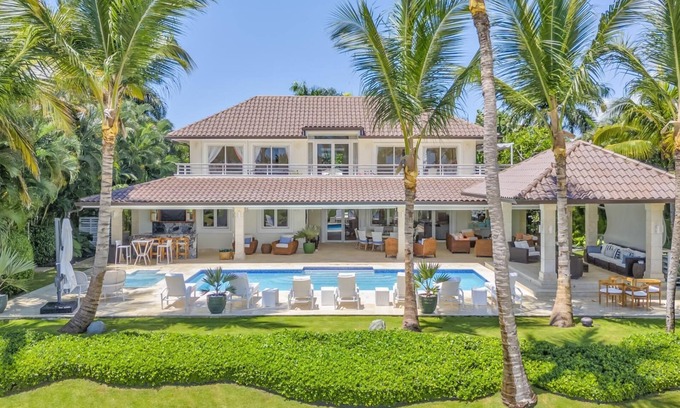 Punta Cana Villa | Tortuga D8 - Spacious Golf View Villa