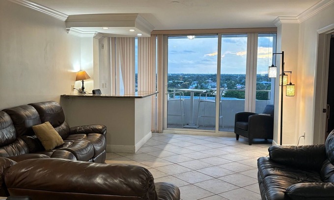 Barrier Island Apartment | Tortuga festival special 1Bedroom Suite,CityView Ft Lauderdale&Two QueenBeds