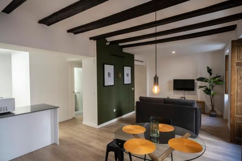 Ciutat Vella Apartment | Total Valencia Ayuntamiento