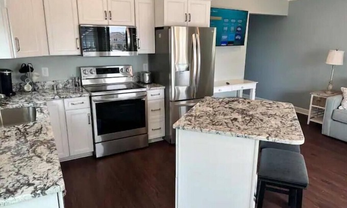 Cherry Grove Beach Apartment | Totally Beaching - Unit #3
