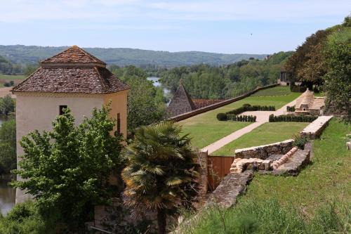 Beynac-et-Cazenac House | Tour Pissarro