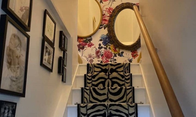 Great Casterton House | Town & country