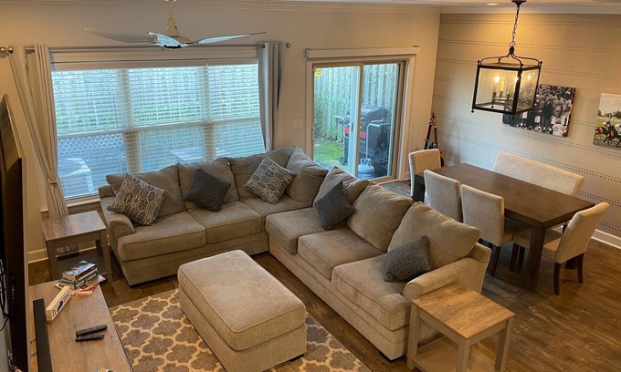 Lexington House | Town home with private garage