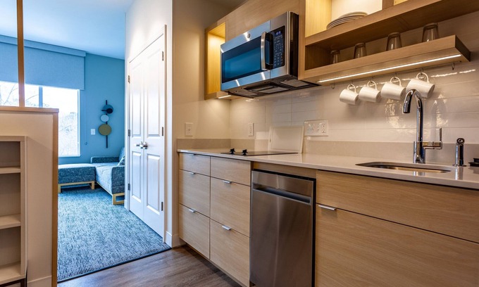 Southwest Raleigh Hotel | TownePlace Suites by Marriott Raleigh-University Area