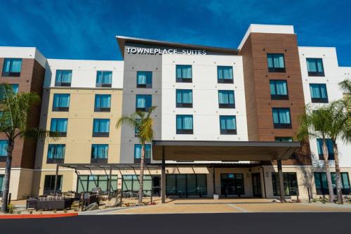 Lake Forest Hotel | TownePlace Suites Irvine Lake Forest