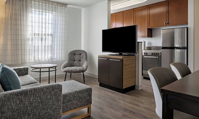 Rancho Cucamonga Hotel | TownePlace Suites by Marriott Ontario Airport