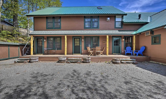 Hillcrest House | Townhome w/Deck: Walk to Mirror Lake & Main St!