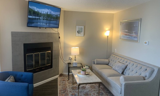 Tollgate Overlook House | Townhouse styles