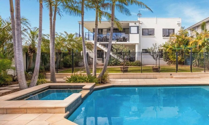 Towradgi House | Towradgi Beach House - the perfect beachside home