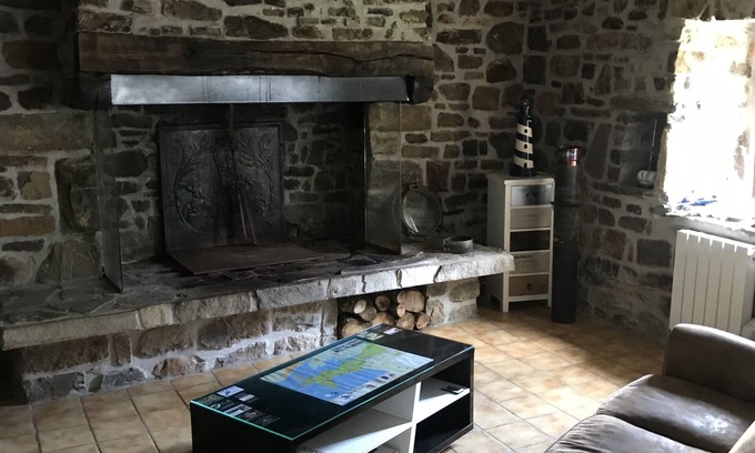 Crozon House | Traditional Penty in a quiet village on the Crozon peninsula