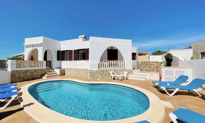 Cala en Porter Villa | Traditional Spanish Villa with Private Pool, Air-con,and Wifi