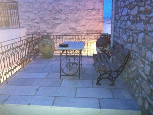 Aperathos House | Traditional stone house with panoramic mountain view