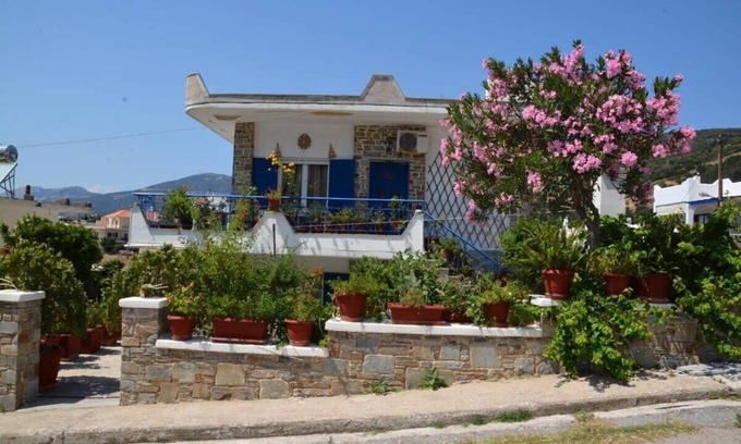 Marmari House | Traditional summer house in Marmari