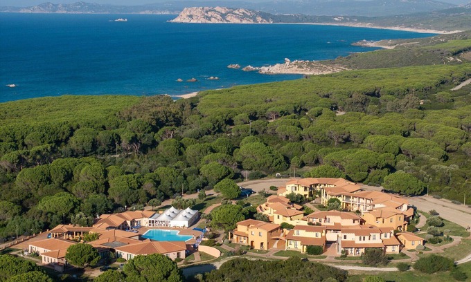 Aglientu Apartment | Tramonto Apartment, Ac e Wifi, Gallura