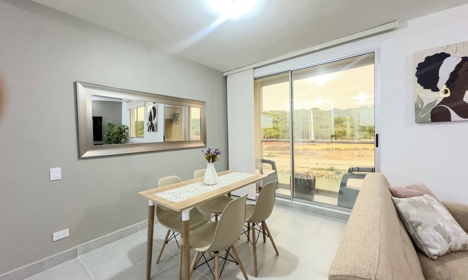 Zona Norte Apartment | Tranquil 2-bedroom apartment with AC in charming Cartagena