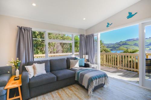 Duvauchelle House | Tranquil Bay Family Retreat, Relax, Recharge - Punga Cottage