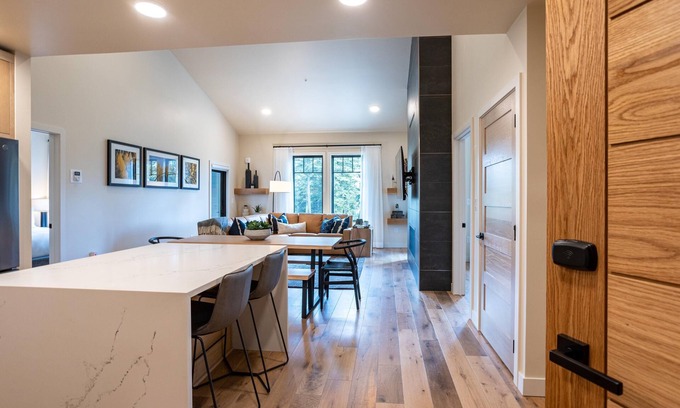 Tamarack Resort Condo | Tranquil Condo| Gas Fireplace with a Mountain View