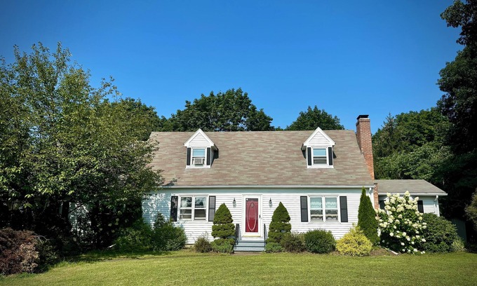 Hudson House | Tranquil country home on a quiet acre, 8 mins from the center of Hudson