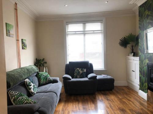 Darlington House | Tranquil Darlington Home 3BR Pet Friendly