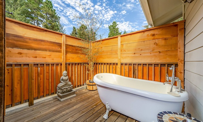 Fortuna Apartment | Tranquil dog-friendly studio with a private balcony, grill, & outdoor tub