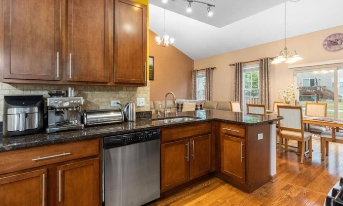 Romeoville Apartment | Tranquil Getaway Retreat!