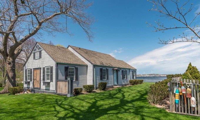 Gloucester House | Tranquil Oasis within a short drive to shops, restaurants and beaches.
