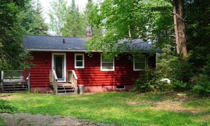 Rhinelander Cabin | Tranquil Privacy